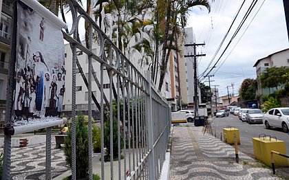 Irmã Dulce tem ruas nos bairros de Brotas, Narandiba, Águas Claras, Cajazeiras 6, Nordeste de Amaralina, Mata Escura, Tancredo Neves e Areia Branca