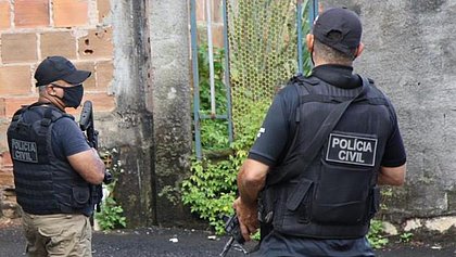 Homem é preso por suspeita de estuprar neta de oito anos na Bahia