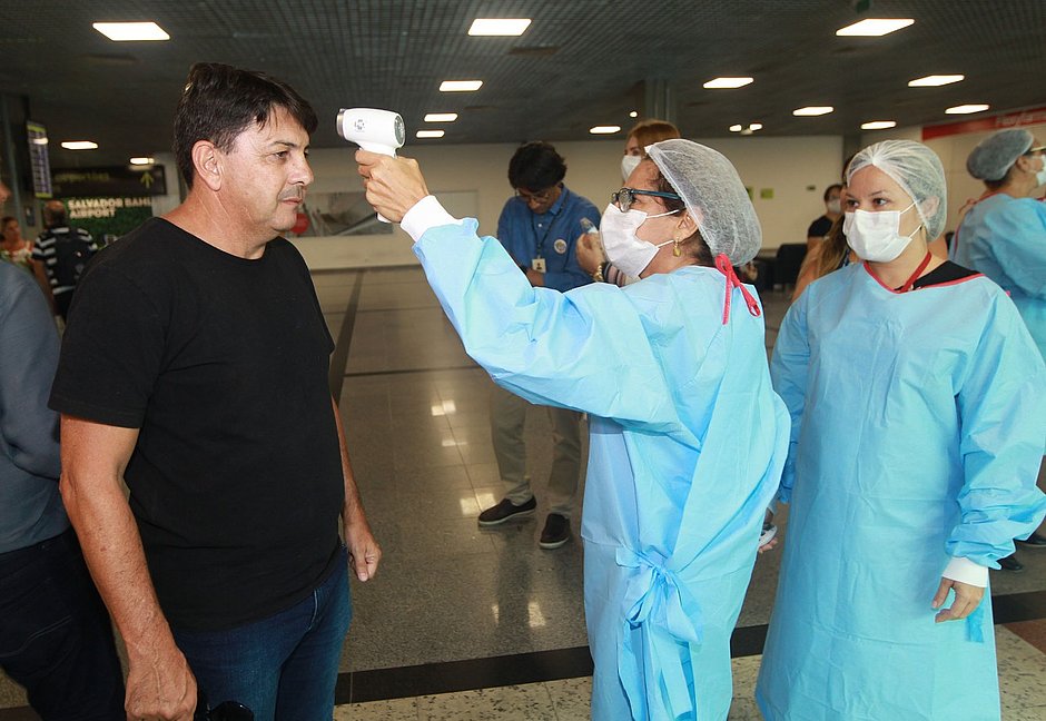 Anvisa barra medição de temperatura em Aeroporto de Salvador