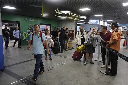 Aeroporto de Salvador emite avisos sonoros sobre vírus nos terminais de embarque e desembarque internacional e doméstico