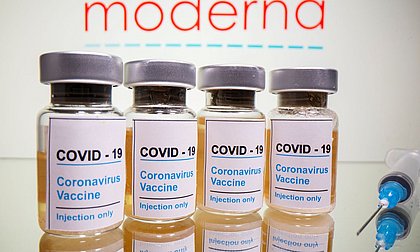 EUA autorizam vacina da Moderna para combater pandemia de covid-19
