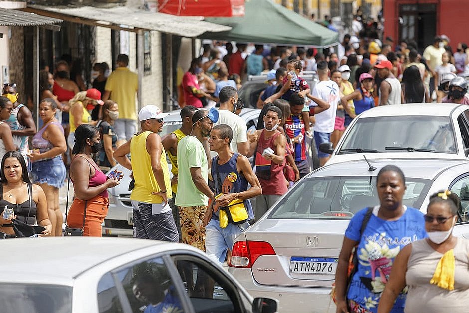 Eleições geraram aglomerações até no dia da votação