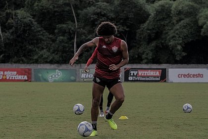 Gedoz disputou 26 partidas pelo Vitória na temporada