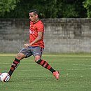 Roberto é um dos cinco atacantes contratados pelo Vitória para 2022
