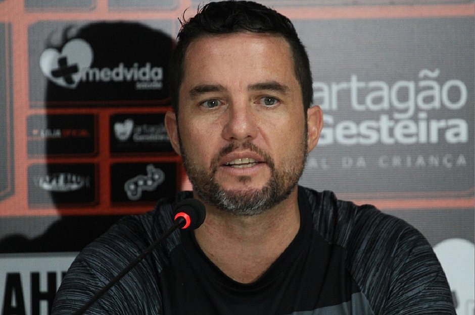 Resultado de imagem para osmar loss vitoria