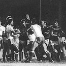 Imagem da briga generalizada no Ba-Vi de 25 de março de 1979, o primeiro da história do CORREIO