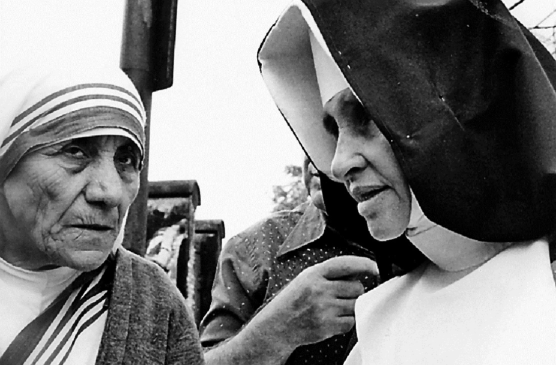 Em julho de 1979, Madre Teresa de Calcutá (1910-1997) esteve na capital baiana e conheceu Irmã Dulce