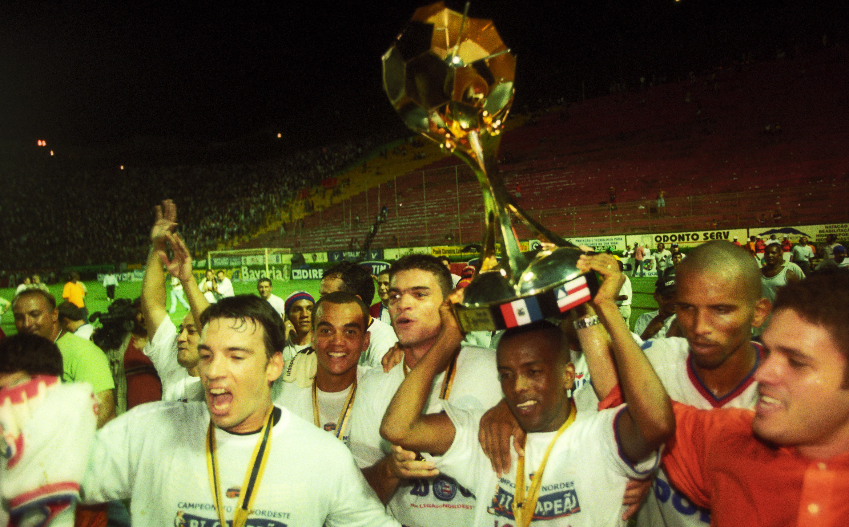 Um 3x1 sobre o rival Vitória, levou o Bahia ao título de campeão em 2002.