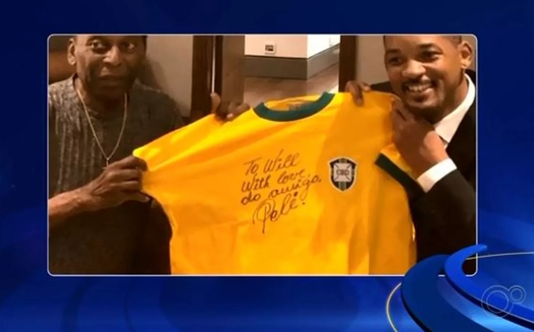 Camiseta de Pelé foi leiloada por R$ 29 mil