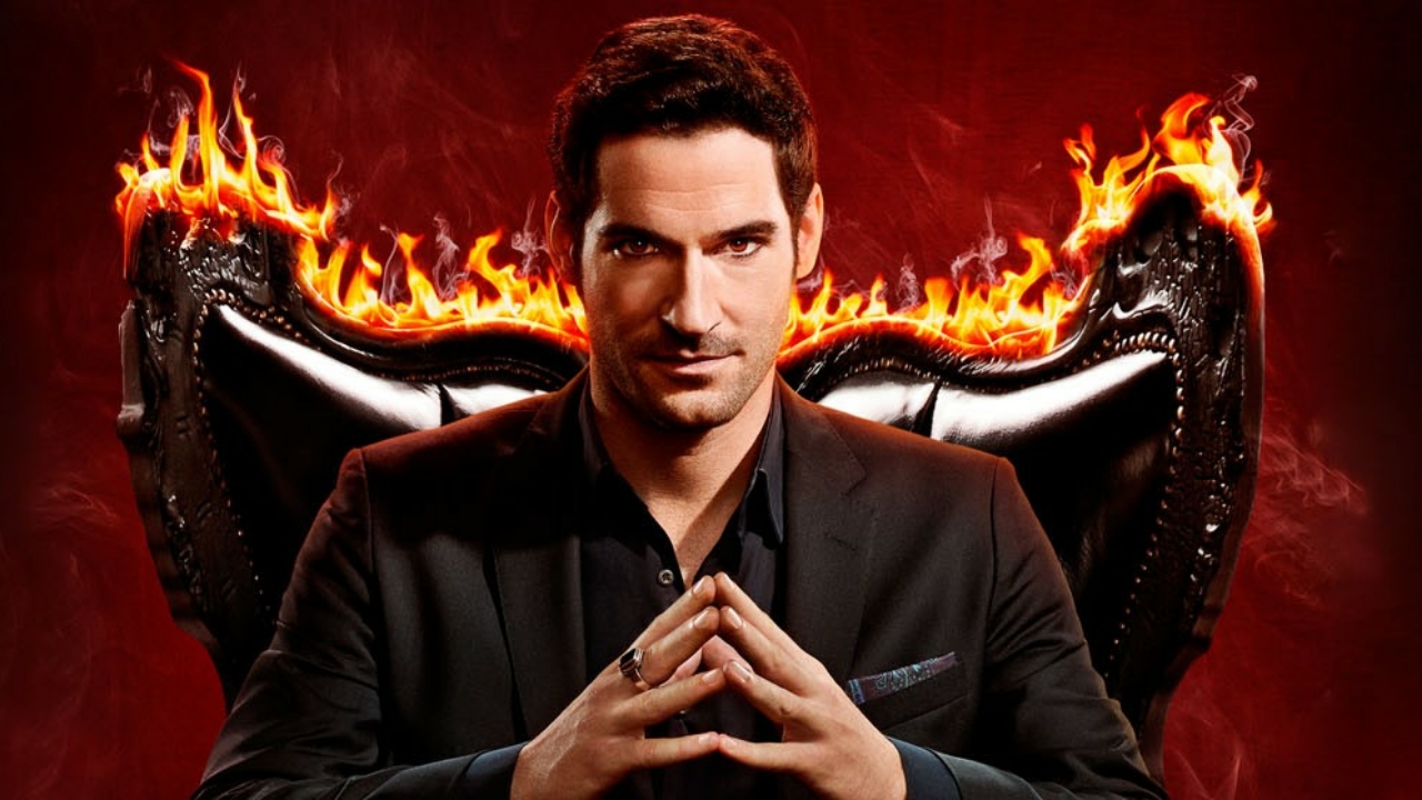 O ator Tom Ellis encarna Lúcifer Morningstar mais uma vez