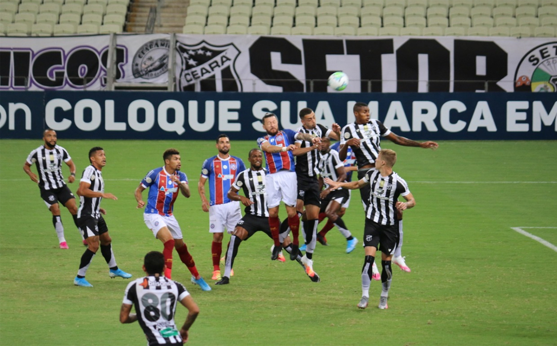 Tricolor voltou a sofrer com a bola aérea e foi derrotado pelo Ceará, no Castelão