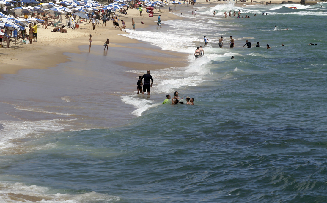 Nova flexibilização na abertura das praias deve começar pelo sábado.